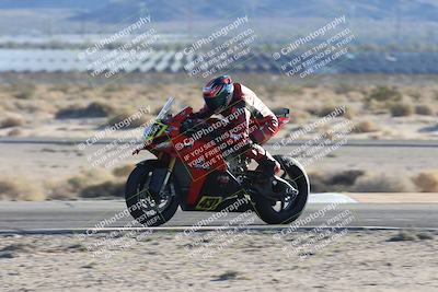 media/Dec-07-2025-CVMA (Sun) [[3e7d2de5dc]]/Race 15-Amateur Formula Open/